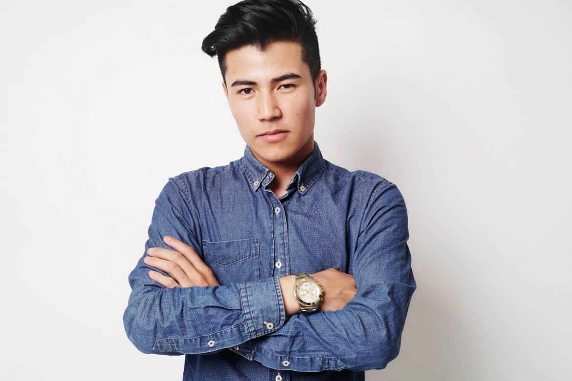 Was bedeutet es wenn ein Mann eine Frau mustert-2 Was bedeutet es wenn ein Mann eine Frau mustert?